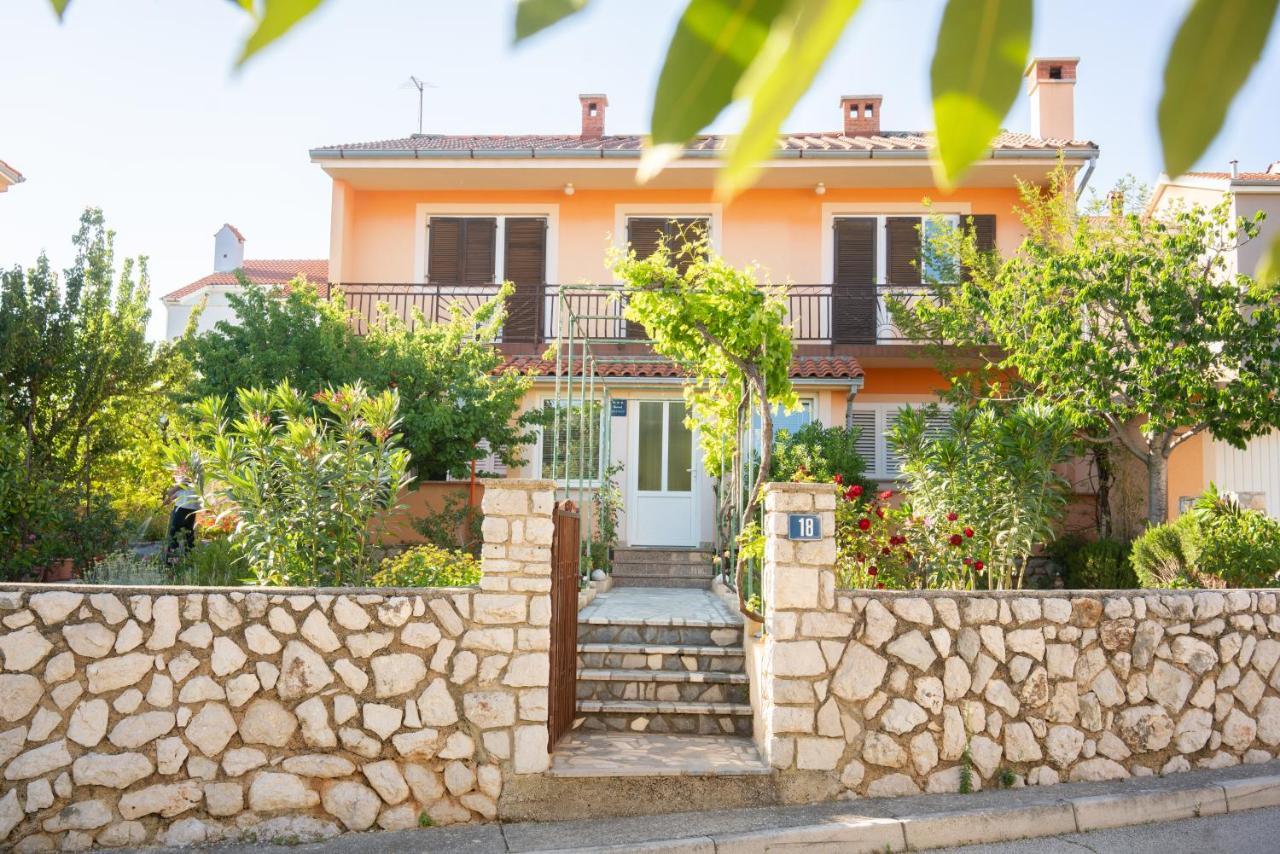 Apartments Sanja Cres Exterior photo